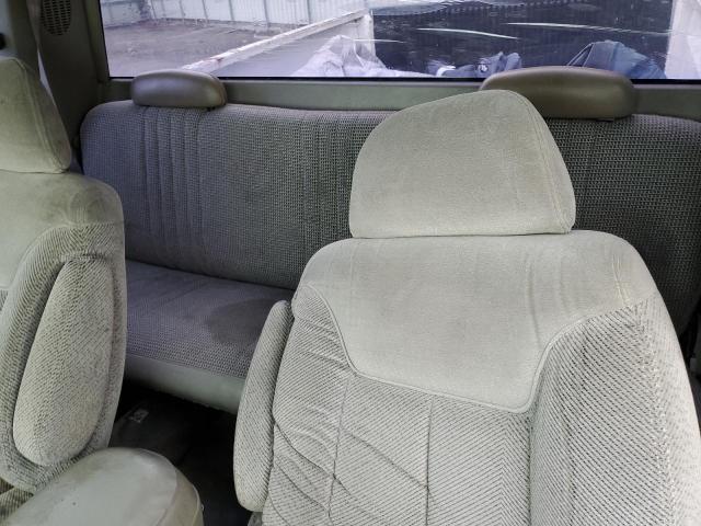Photo 10 from auction – 1998 CHEVROLET GMT-400 C1 with VIN 1GCEC19M9WE234979