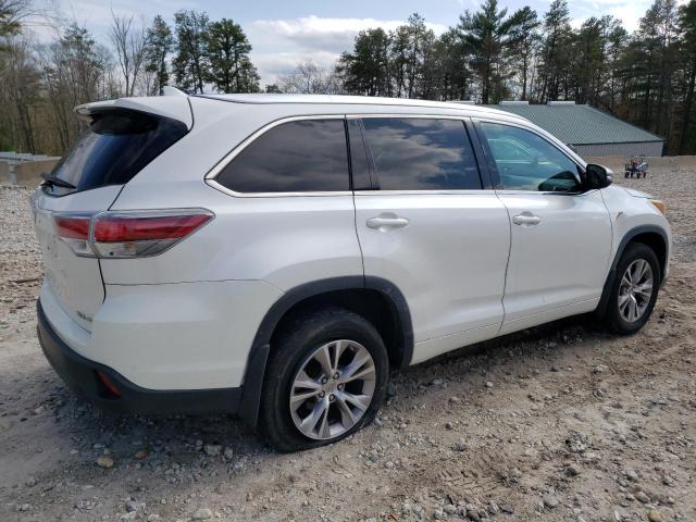 Photo 3 from auction – 2015 TOYOTA HIGHLANDER with VIN 5TDJKRFH0FS155539