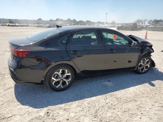 Photo 3 from auction – 2021 KIA FORTE FE with VIN 3KPF24AD1ME351414