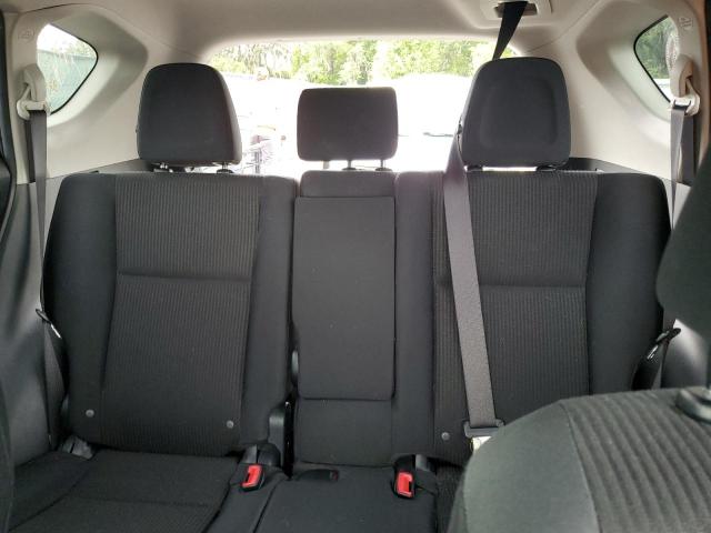 Photo 10 from auction – 2015 TOYOTA RAV4 LE with VIN JTMZFREVXFD064191