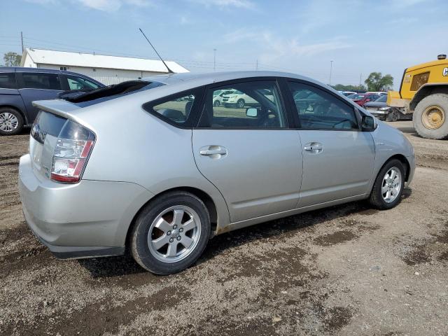 Photo 3 from auction – 2005 TOYOTA PRIUS with VIN JTDKB20U350129553