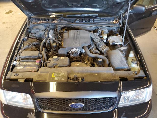 Photo 11 from auction – 2005 FORD CROWN VICT with VIN 2FAFP71W75X105182