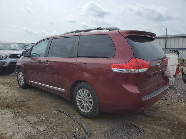 Photo 2 from auction – 2012 TOYOTA SIENNA XLE with VIN 5TDYK3DC8CS216358