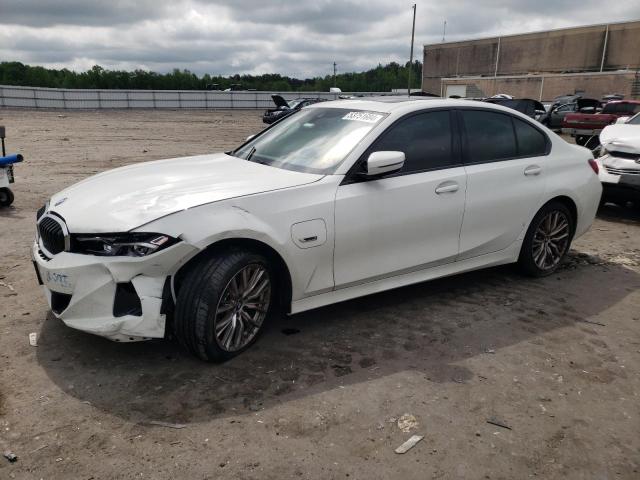 BMW 330E 2023 with VIN 3MW39FF01P8D04884 - Photo from auction