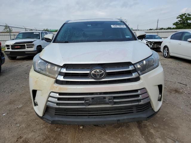 Photo 5 from auction – 2017 TOYOTA HIGHLANDER with VIN 5TDDZRFH6HS472110