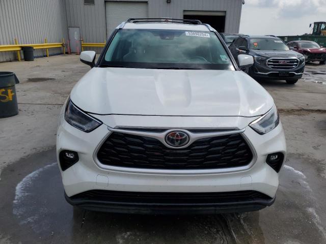 Photo 5 from auction – 2021 TOYOTA HIGHLANDER with VIN 5TDGZRAHXMS532260