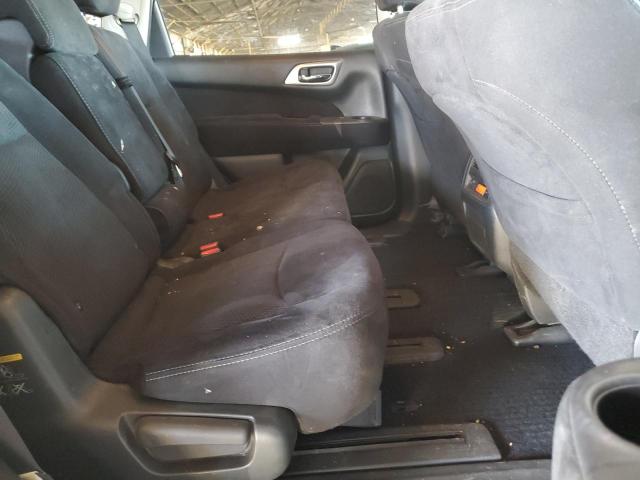 Фото 11 с аукциона – 2015 NISSAN PATHFINDER с VIN 5N1AR2MN8FC623283