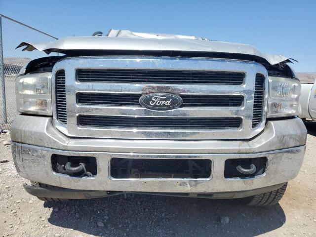 Photo 5 from auction – 2005 FORD EXCURSION with VIN 1FMSU41P95EC50830