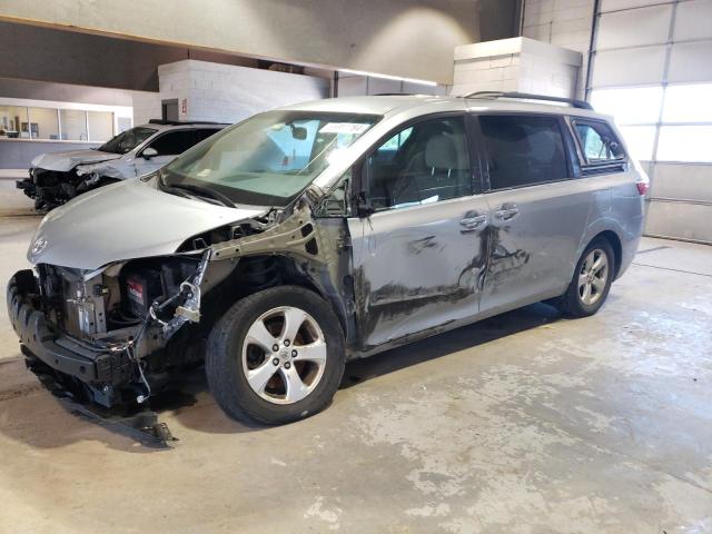 Photo 1 from auction – 2016 TOYOTA SIENNA LE with VIN 5TDKK3DC3GS737967