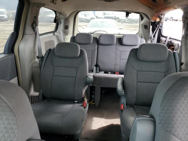 Photo 10 from auction – 2010 CHRYSLER TOWN & COU with VIN 2A4RR5D13AR450028