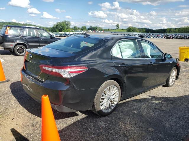 Photo 3 from auction – 2020 TOYOTA CAMRY XLE with VIN 4T1F31AK5LU014699