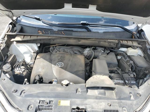 Photo 12 from auction – 2018 TOYOTA HIGHLANDER with VIN 5TDZZRFHXJS241576