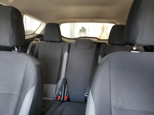 Photo 10 from auction – 2016 FORD ESCAPE S with VIN 1FMCU0F78GUC11547