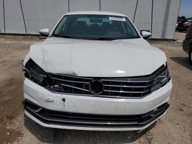 Photo 5 from auction – 2016 VOLKSWAGEN PASSAT S with VIN 1VWAS7A35GC065142