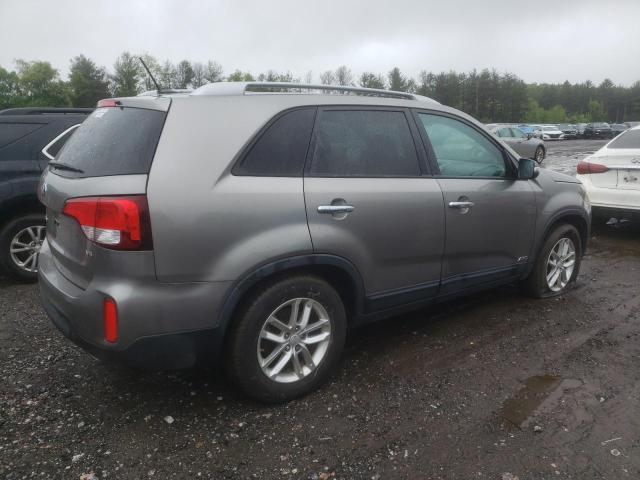 Photo 3 from auction – 2015 KIA SORENTO LX with VIN 5XYKTDA73FG639947