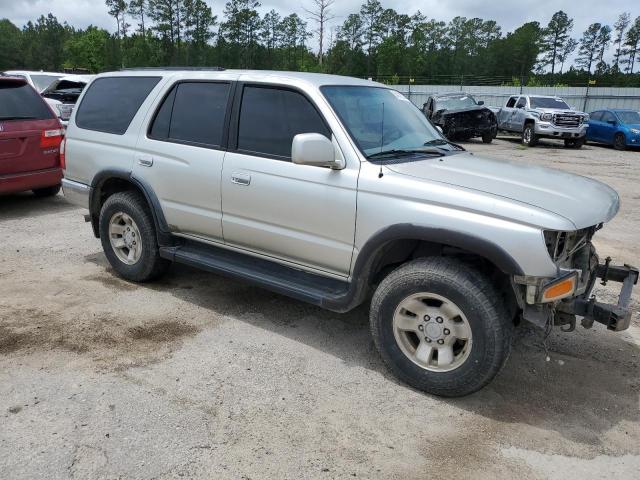 Photo 4 from auction – 2000 TOYOTA 4RUNNER SR with VIN JT3GN86R2Y0146100