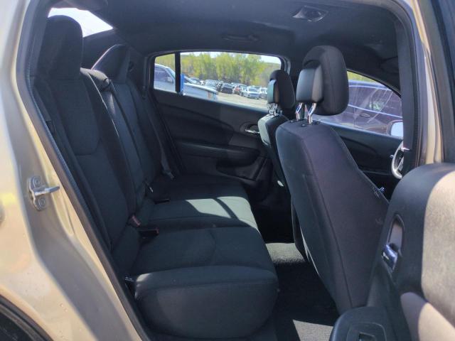 Photo 10 from auction – 2014 CHRYSLER 200 TOURIN with VIN 1C3CCBBB7EN137644