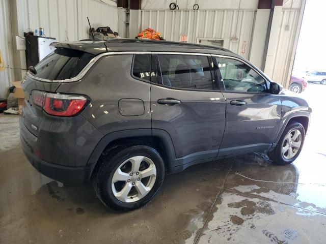 Foto 3 de la subasta – 2018 JEEP COMPASS LA con VIN 3C4NJDBB6JT142303