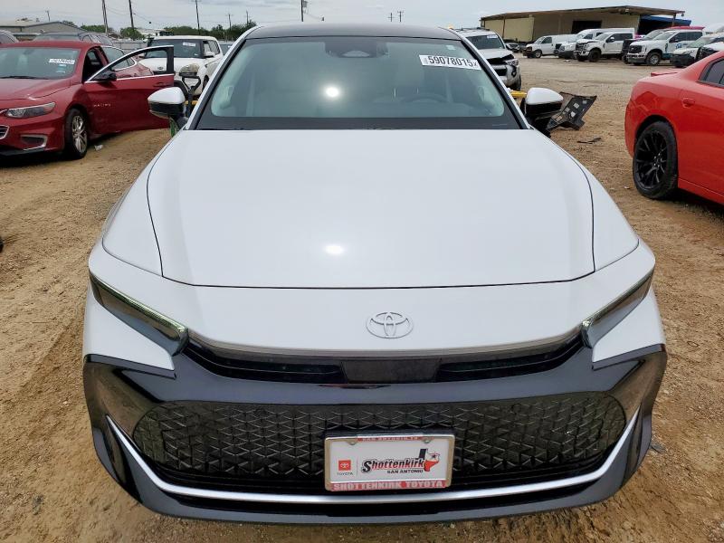 Photo 5 from auction – 2025 TOYOTA CROWN XLE with VIN JTDAAAAF6S3037565