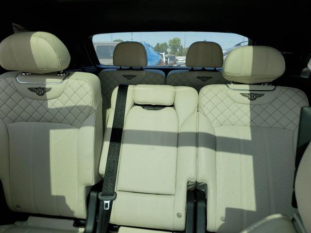 Photo 10 from auction – 2018 BENTLEY BENTAYGA with VIN SJAAC4ZV1JC023032