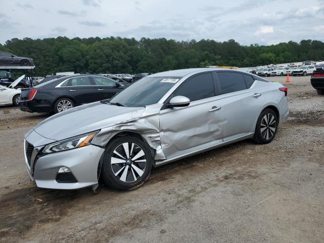 Photo 1 from auction – 2022 NISSAN ALTIMA SV with VIN 1N4BL4DVXNN385189