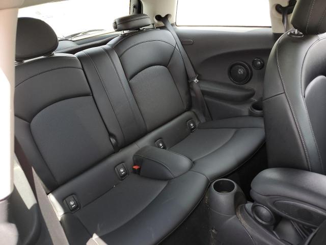 Photo 10 from auction – 2016 MINI COOPER with VIN WMWXP5C5XG2D14445