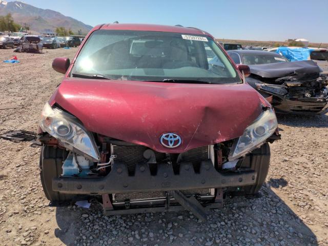 Photo 5 from auction – 2011 TOYOTA SIENNA with VIN 5TDKK3DC6BS141177