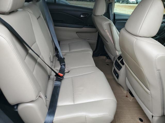 Photo 11 from auction – 2017 HONDA PILOT TOUR with VIN 5FNYF6H92HB067140