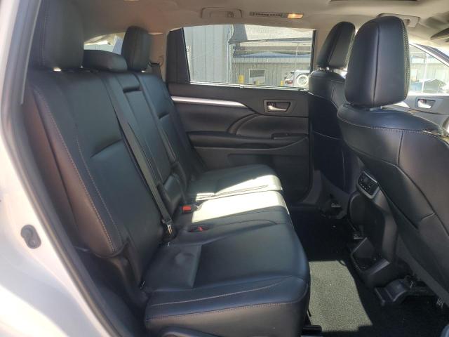 Photo 11 from auction – 2019 TOYOTA HIGHLANDER with VIN 5TDKZRFH9KS552418