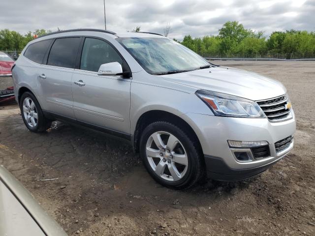 Photo 4 from auction – 2017 CHEVROLET TRAVERSE L with VIN 1GNKRGKD1HJ320111