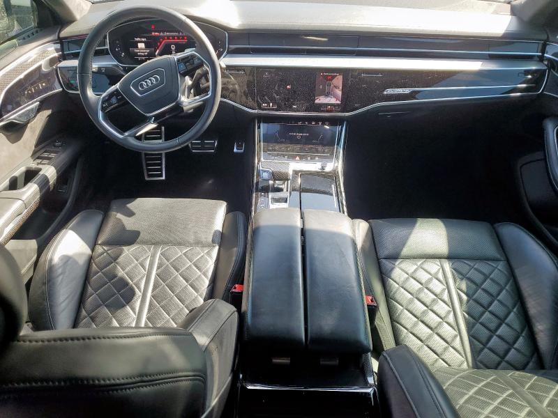 Photo 8 from auction – 2020 AUDI S8 with VIN WAU8SAF85LN004548