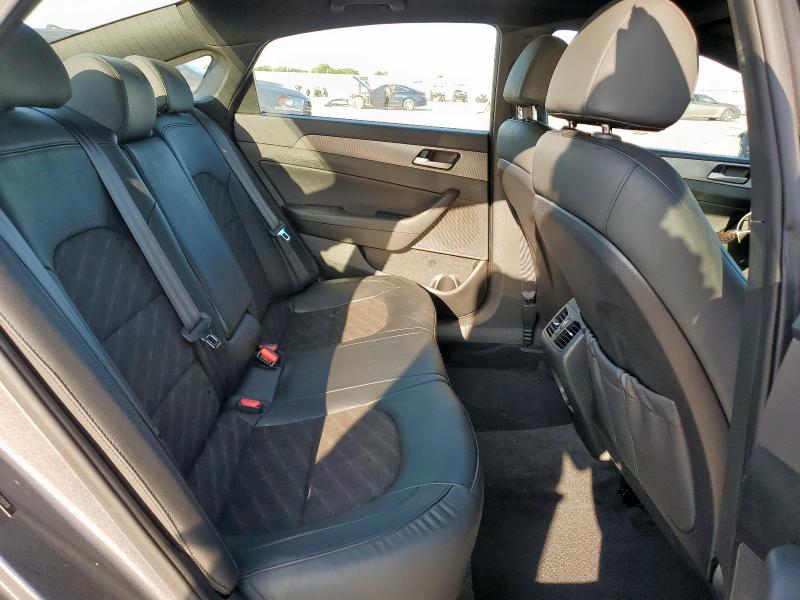 Photo 10 from auction – 2018 HYUNDAI SONATA with VIN 5NPE34AF3JH720159