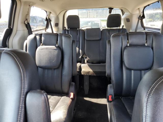 Photo 10 from auction – 2014 CHRYSLER TOWN & COU with VIN 2C4RC1CG9ER311114
