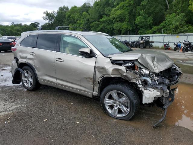 Photo 4 from auction – 2015 TOYOTA HIGHLANDER with VIN 5TDYKRFH6FS058649