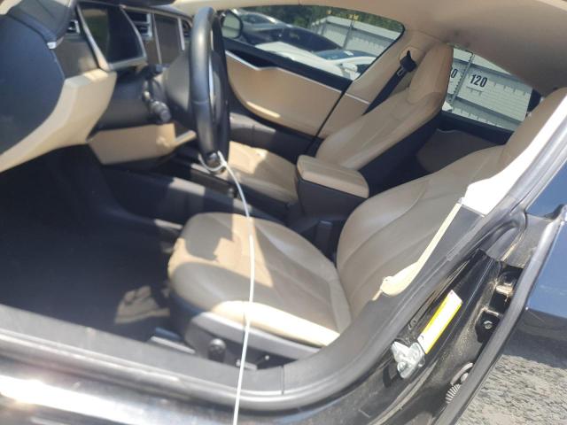 Photo 7 from auction – 2013 TESLA MODEL S with VIN 5YJSA1CG9DFP21140