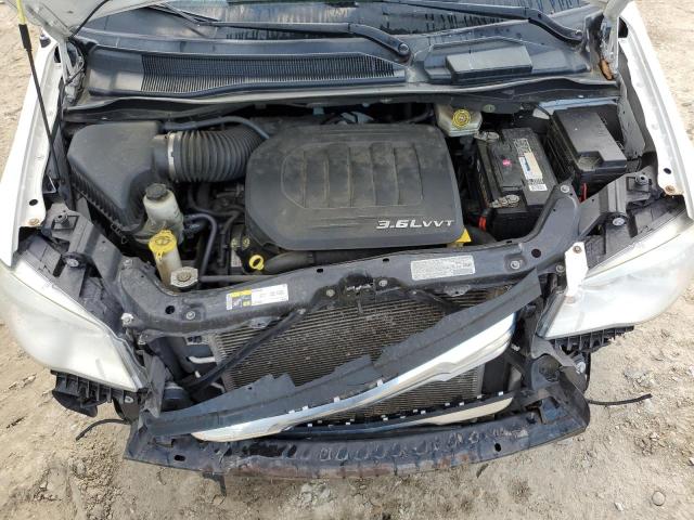 Photo 12 from auction – 2013 CHRYSLER TOWN & COU with VIN 2C4RC1BG3DR674413