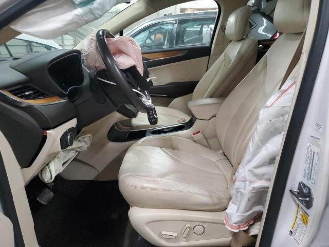 Photo 7 from auction – 2016 LINCOLN MKC RESERV with VIN 5LMCJ3C91GUJ12792