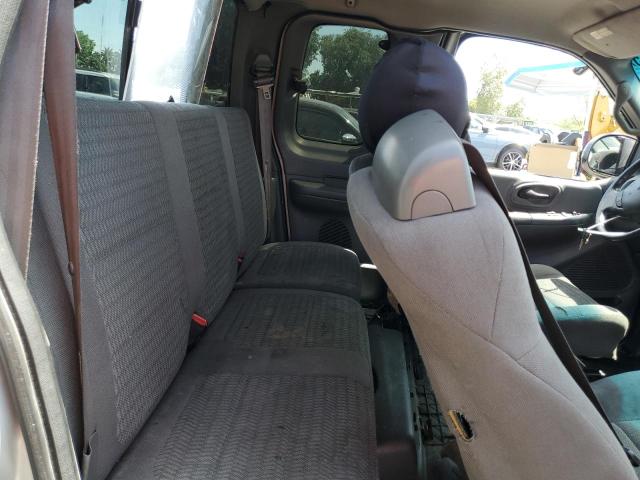 Photo 10 from auction – 2001 FORD F150 with VIN 1FTRX17L71KA17165
