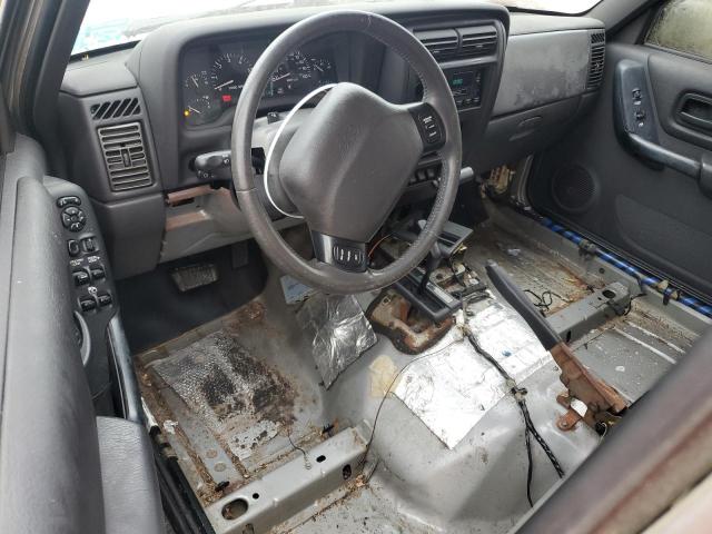 Photo 8 from auction – 2001 JEEP CHEROKEE with VIN 1J4FF48S61L604099