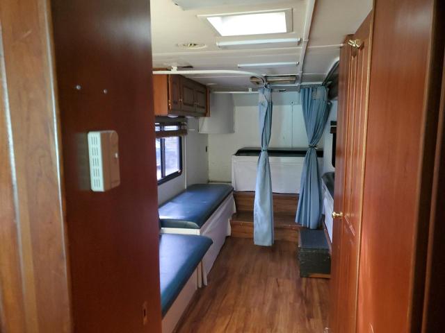 Foto 6 de la subasta – 2003 MONA TRVLTRLR con VIN 1RF13564832025457