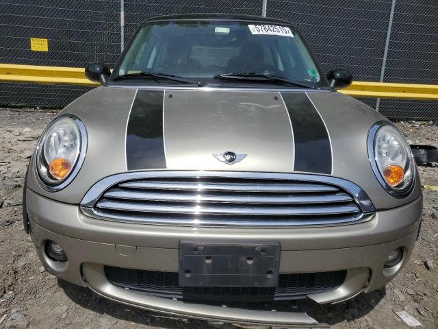Photo 5 from auction – 2010 MINI COOPER with VIN WMWMF3C58ATZ63024