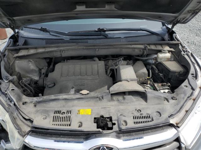 Photo 12 from auction – 2014 TOYOTA HIGHLANDER with VIN 5TDJKRFHXES027419