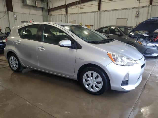 Photo 4 from auction – 2014 TOYOTA PRIUS C with VIN JTDKDTB33E1564829