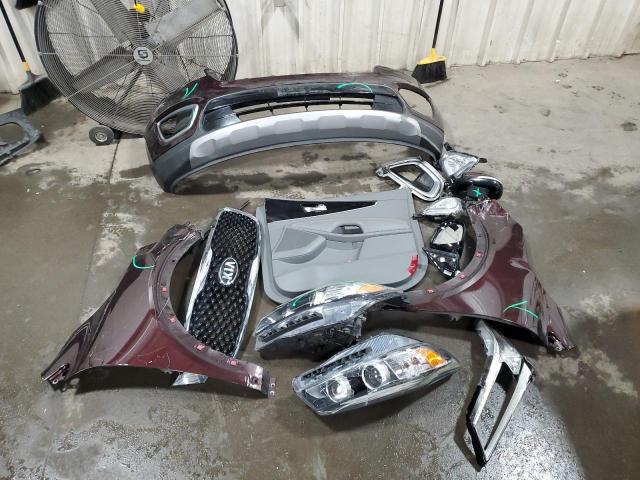 Photo 13 from auction – 2016 KIA SORENTO EX with VIN 5XYPHDA15GG022487