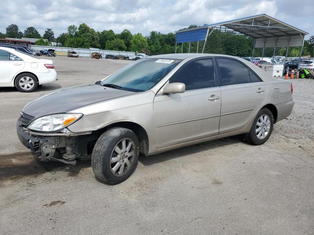 TOYOTA CAMRY LE 2004 with VIN 4T1BE32K54U845169 - Photo from auction