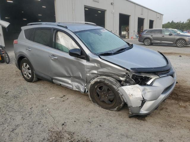 Photo 4 from auction – 2017 TOYOTA RAV4 LE with VIN 2T3ZFREV6HW353008