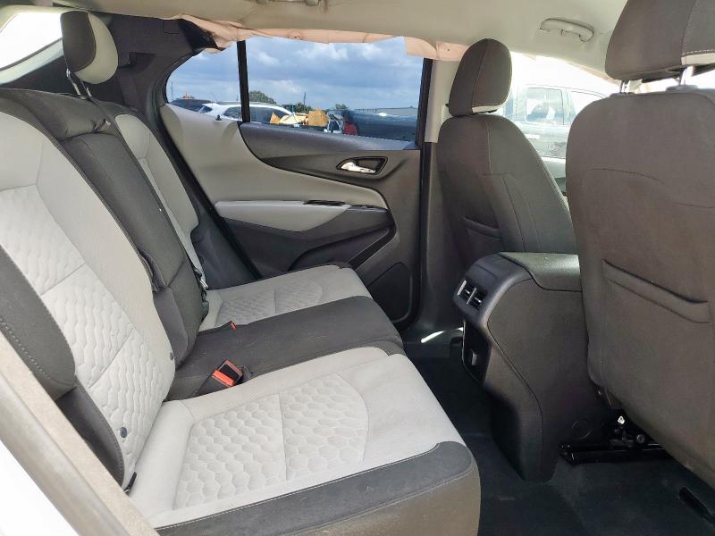 Photo 11 from auction – 2018 CHEVROLET EQUINOX LS with VIN 3GNAXREVXJS586149