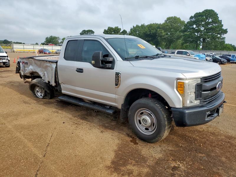 Photo 4 from auction – 2017 FORD F250 SUPER with VIN 1FT7X2B68HEE04895