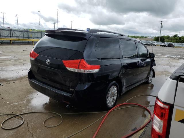 Photo 3 from auction – 2012 TOYOTA SIENNA XLE with VIN 5TDYK3DC9CS271157