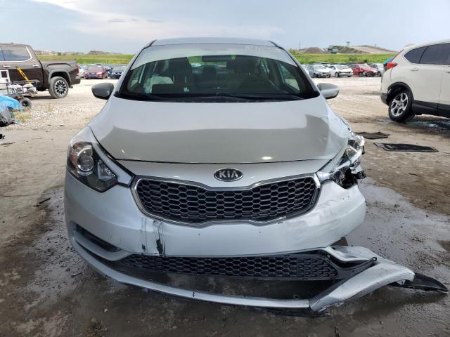 Photo 5 from auction – 2016 KIA FORTE LX with VIN KNAFK4A69G5517323